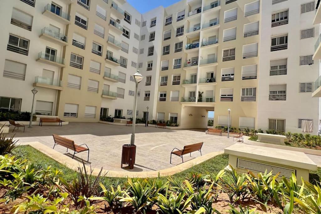 N4 Appartement, Luxe Et Confort Sur La Corniche De Essabah